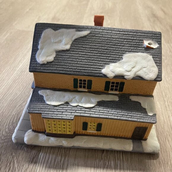 Hawthorne Village Norman Rockwell's Christmas in Stockbridge The Country Store - Picture 3 of 6